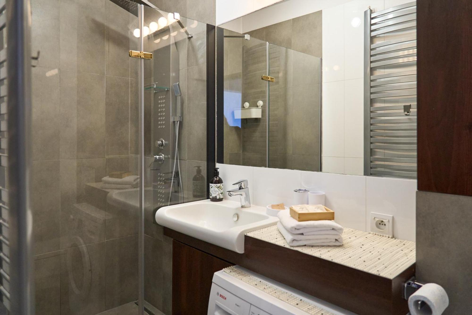 Apartment Ah Sw Antoniego *